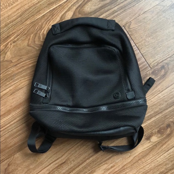 lululemon mesh backpack